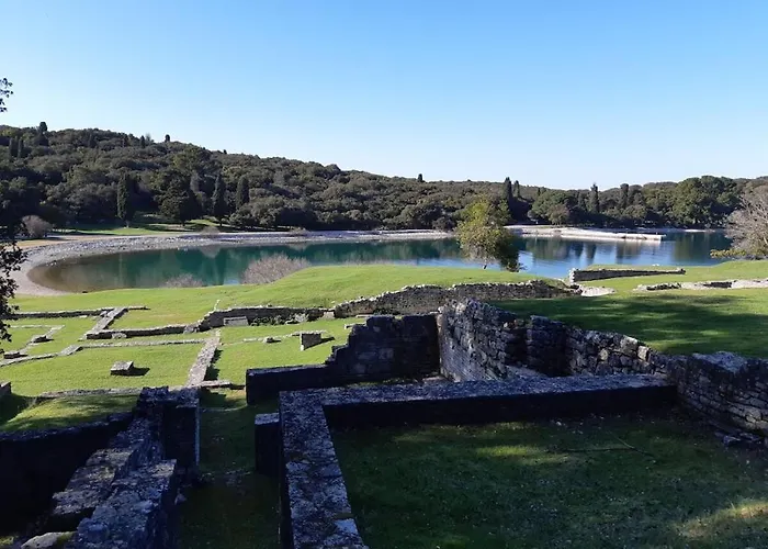 In Fa Ana With Swimming Pool 法扎纳